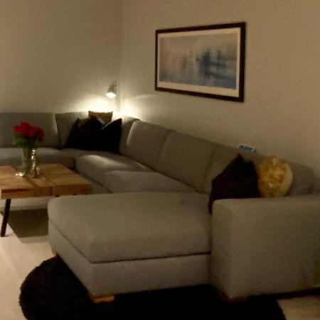 Privat Hjem I Grimstad - Naer Arendalsuka 2025 Og Dyreparken Ngoại thất bức ảnh